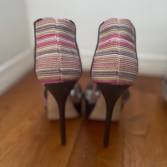 BEBE stiletto pump - Picture 3 of 4